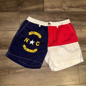 Chubbies Mens North Carolina Shorts Medium